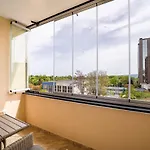 Sea Garden Heaven 2br With Free Parking Апартамент *