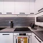 Sea Garden Heaven 2br With Free Parking Варна