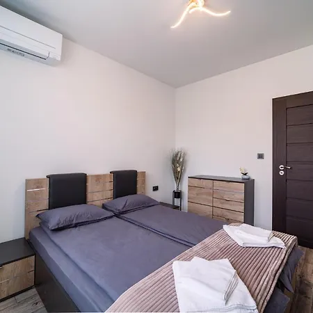 Sea Garden Heaven 2br With Free Parking アパート ヴァルナ