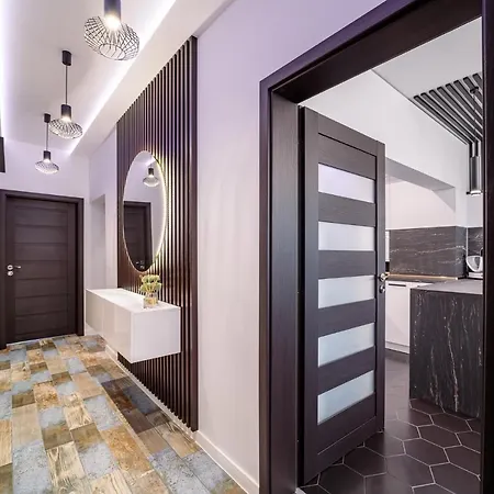 Sea Garden Heaven 2br With Free Parking דירה וארנה